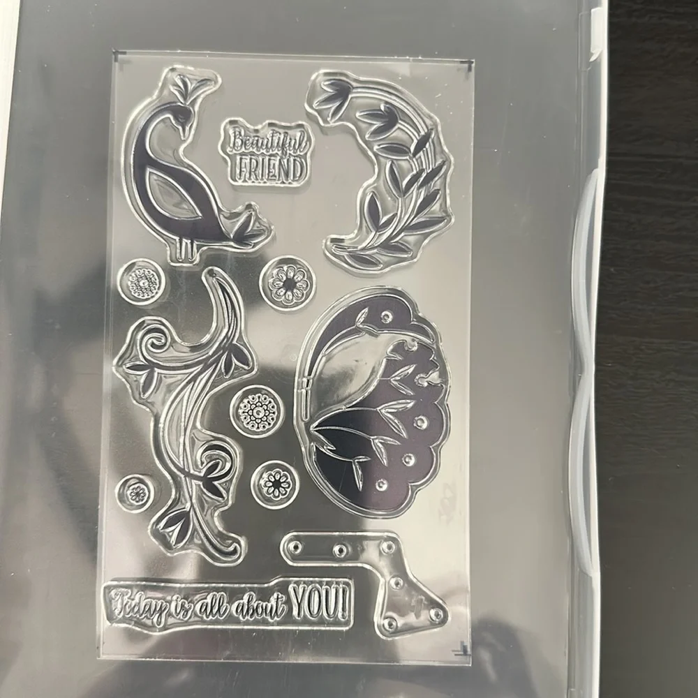 🎭 3/$25 - NWOT Beautiful Peacock stamp set of 12